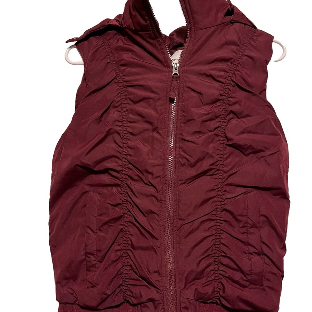 American Rag Cie Women Burgundy Puffer Vest